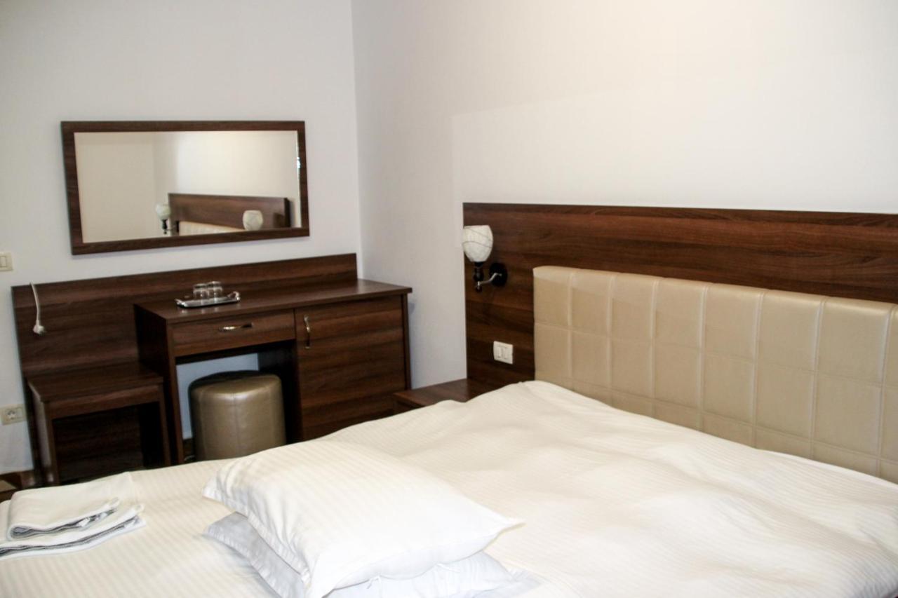 Hotel Corina Borşa Esterno foto
